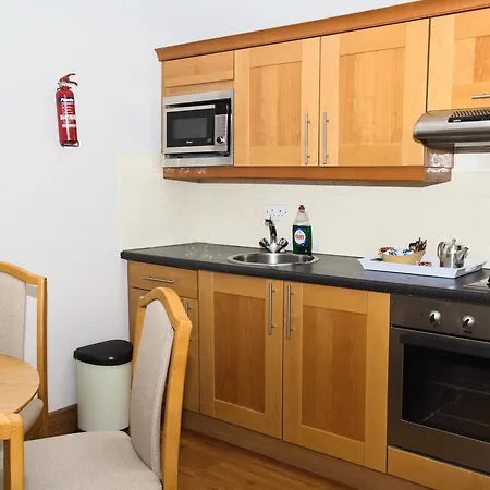 Latchfords Townhouse 3*