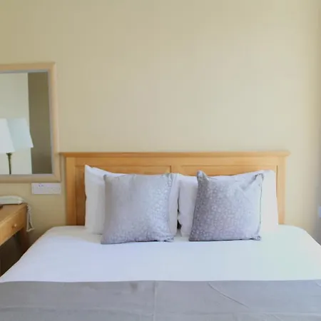 Latchfords Townhouse 3*