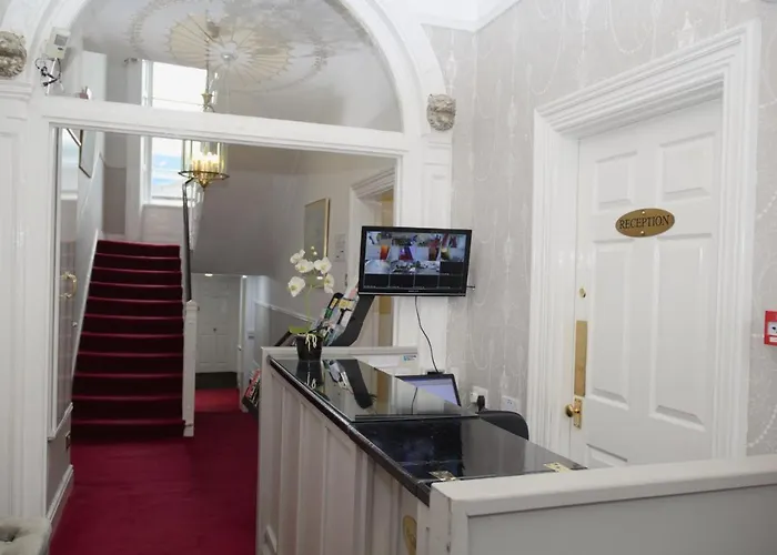 Latchfords Townhouse 3*